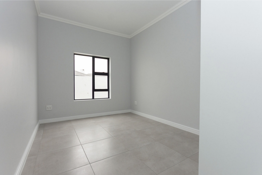 3 Bedroom Property for Sale in Sandy Point Western Cape